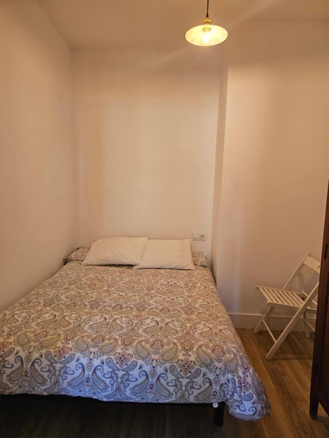 Apartamentos En El Centro - Plaza De Amboage - Wifi Ferrol Exterior photo